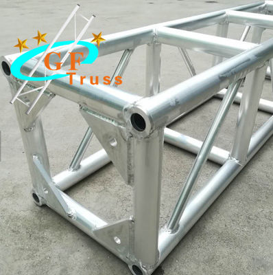 Giàn nhôm hình chữ nhật
