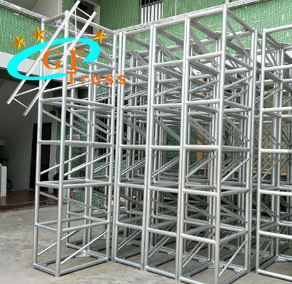 Giàn nhôm hình chữ nhật