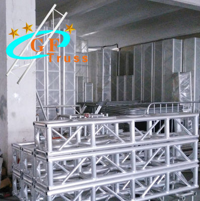 Giàn nhôm hình chữ nhật