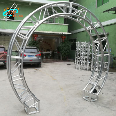 Khung nhôm phông nền đám cưới vòm hiện đại