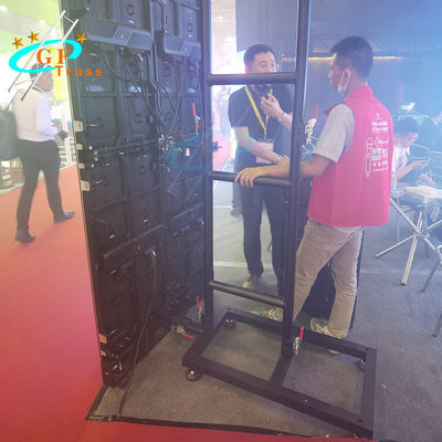 Hệ thống hỗ trợ hệ thống xếp chồng trên mặt đất Giàn màn hình LED sự kiện cho tủ